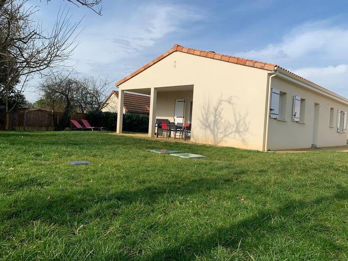 Location de vacances pour 9 personnes, avec vue et jardin à Vendeuvre-du-Poitou - 4