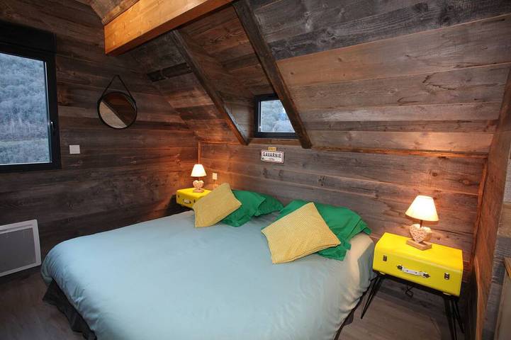 Location de vacances pour 4 personnes, avec terrasse à Chèze