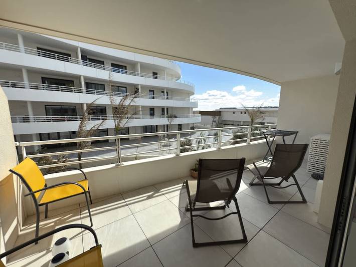 Gîte pour 4 personnes, avec balcon/terrasse dans Casino de Valras Plage - 2