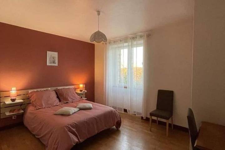 Gîte pour 8 personnes, avec jardin à Proissans - 2