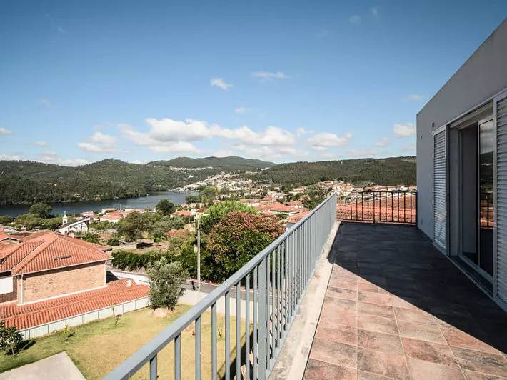 Casa de férias para 6 pessoas, com varanda em Melres