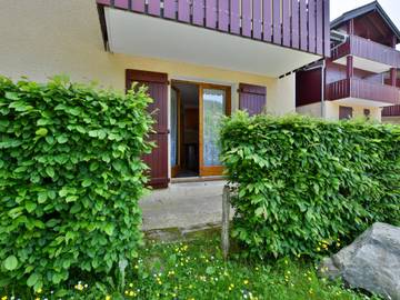 Gîte pour 4 personnes, avec terrasse à Bernex