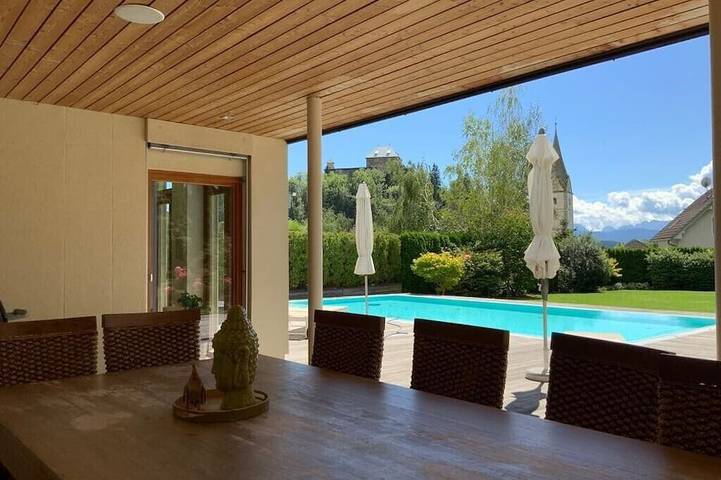 Landhaus mit herrlichem Garten, Pool und Freizeitanlage für bis zu 12 Gäste in Völkermarkt, Lavanttaler Alpen