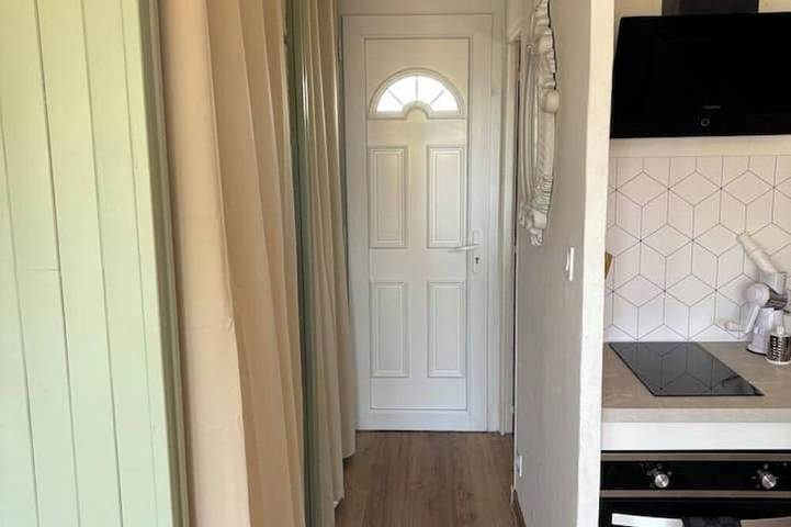 Ganze Wohnung, Cosy studio close to amenities + sea 5 minutes away in Fos-sur-Mer, Mittelmeerküste (Frankreich)