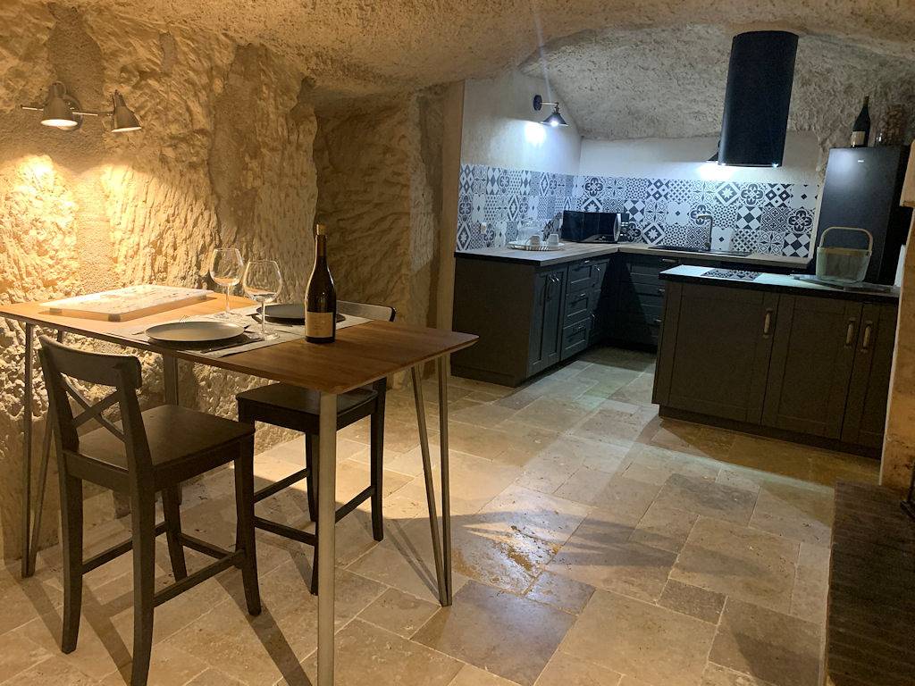 Gite troglodyte de charme & Spa privatif en Touraine in Cravant-les-Côteaux, Vallée de la Loire