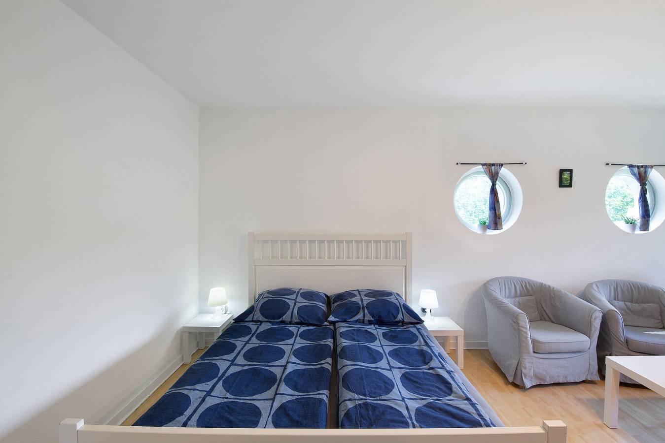 Ganze Wohnung, Ferienwohnung Waldblick" mit privater Terrasse, privatem Garten und Wi-Fi in Remscheid, Bergisches Land