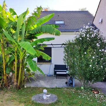 Gîte pour 7 personnes, avec terrasse à Lisses