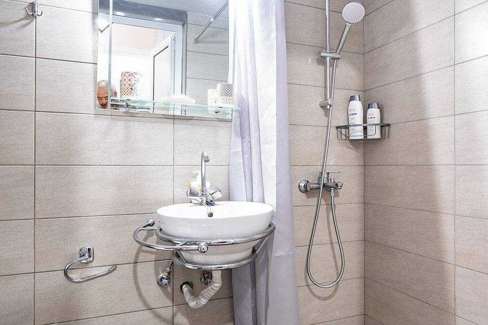 Ganze Wohnung, Cozy central apartment for 2 person by Mps in Zentral-Athen, Athen