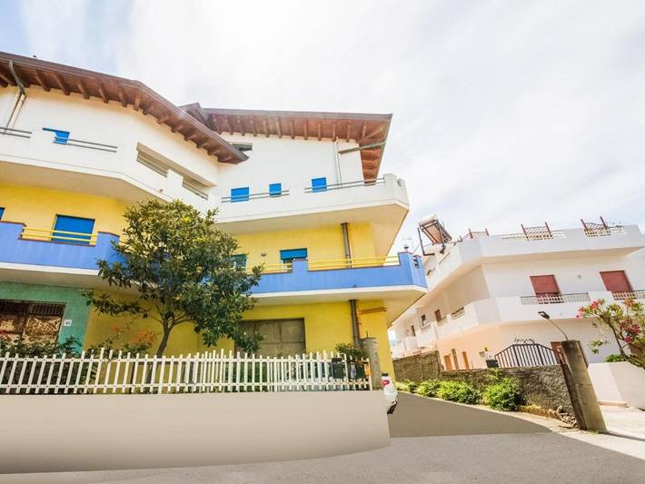 Ferienhaus für 4 Personen, mit Garten in Barcellona Pozzo di Gotto