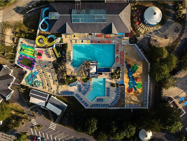 Mobil home pour 8 personnes, avec terrasse et piscine, animaux acceptés à Pont-Aven - 2