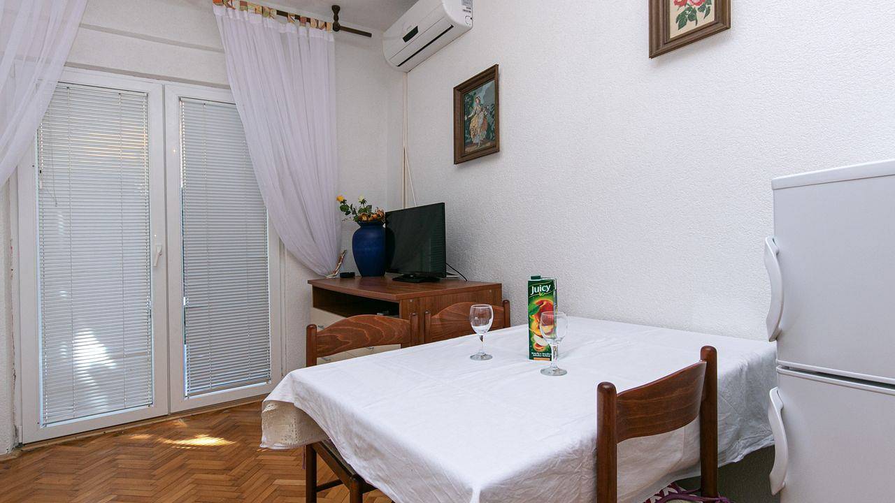 Ganze Ferienwohnung, Ferienwohnung für 3 Personen (29 m²) in Gradac in Gradac, Makarska Riviera