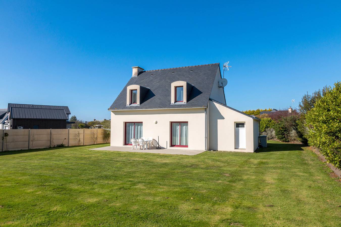 Ferienhaus 'La Pause Bigoudène' mit Privater Terrasse, Privatem Garten und Wlan in Penmarc'h, Côte de Cornouaille