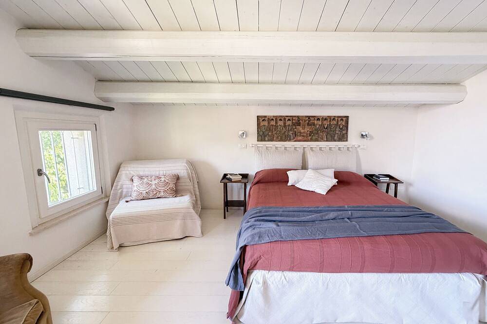Beautiful apartment in Borgoparvo Countryvilla, between Sirolo and Numana in Camerano, Riviera del Conero