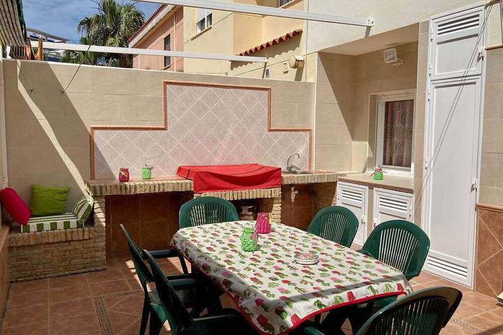 Ferienhaus für 8 Personen, mit Balkon