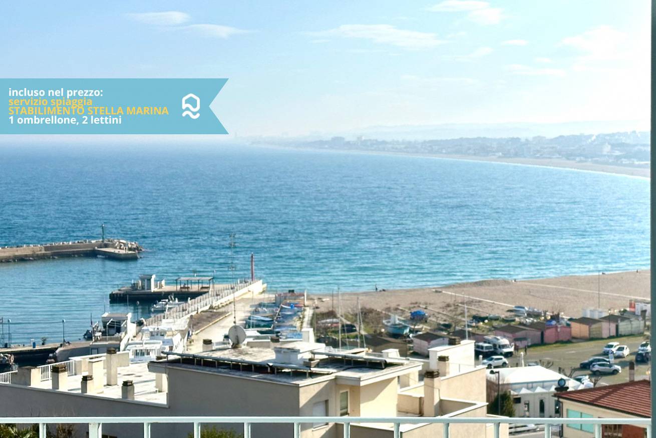 Entire apartment, N254 - Numana, sky-earth with a wonderful garden overlooking the sea in Numana, Riviera del Conero