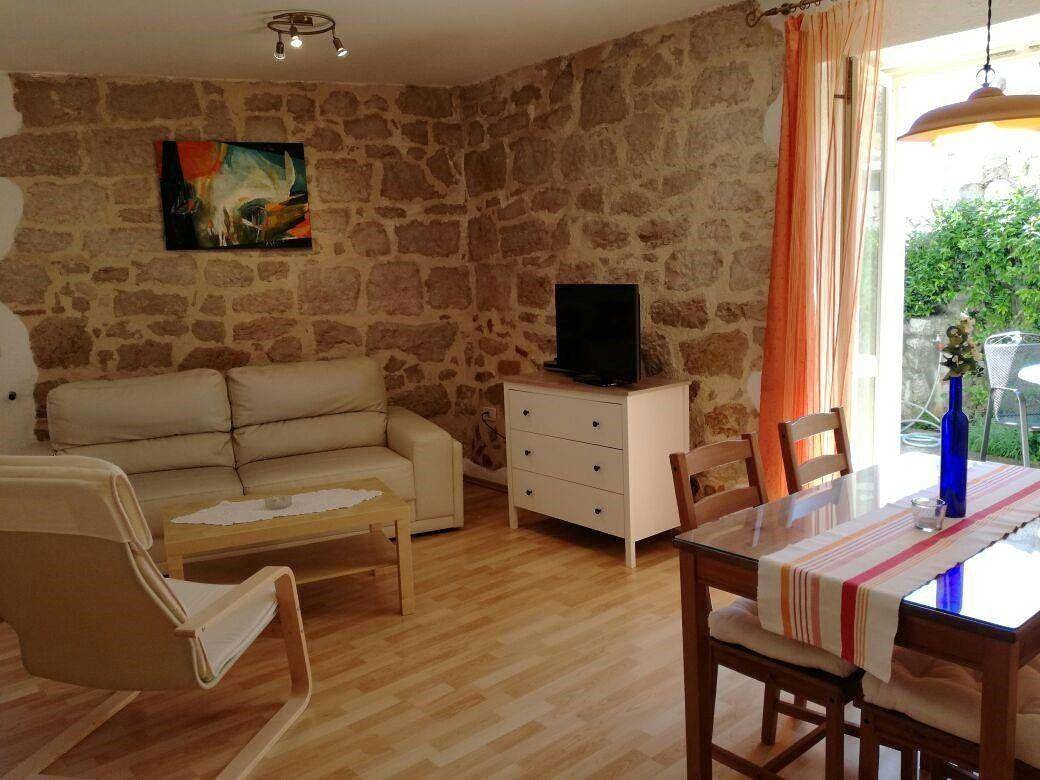 Ganze Ferienwohnung, App Nirvana mit Terrasse in der Altstadt von Vrsar in Vrsar, Vrsar-Funtana