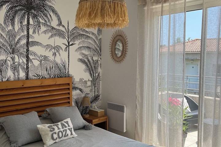 Ganze Wohnung, Strand fußläufig erreichbar und Pool, Apartment mit Terrasse für bis zu 6 Personen in Poggio-Mezzana, Corte und Umgebung