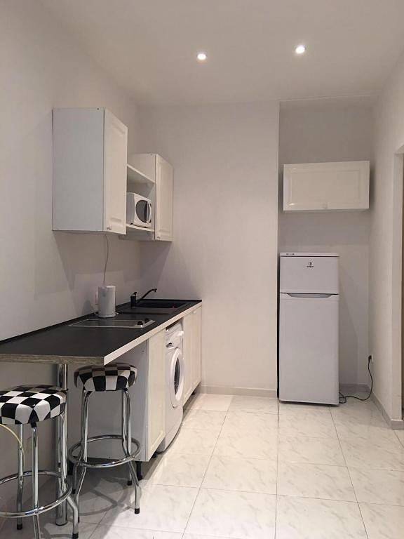 Entire studio, Sleeps2-Studio-Gardenterrace-Walktomontecarlo in Beausoleil, Mediterranean Coast (France)