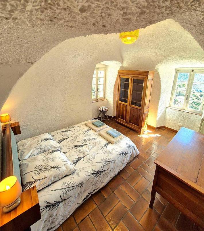 Gîte pour 4 personnes, avec vue et terrasse, animaux acceptés à Lama - 3