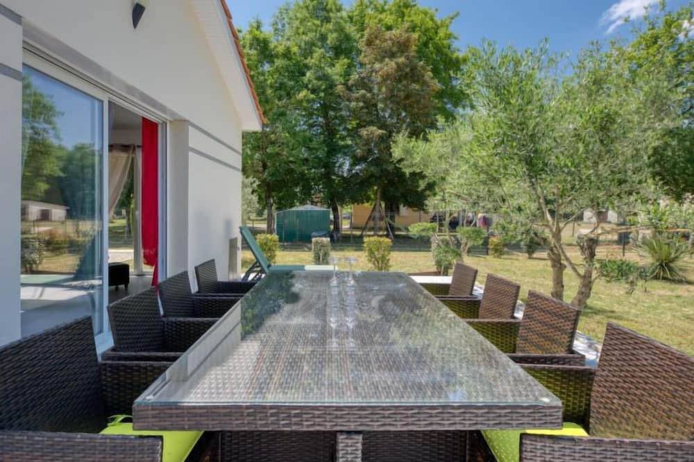 Plassan by Interhome in Lesparre-Médoc, Médoc Regional Natural Park