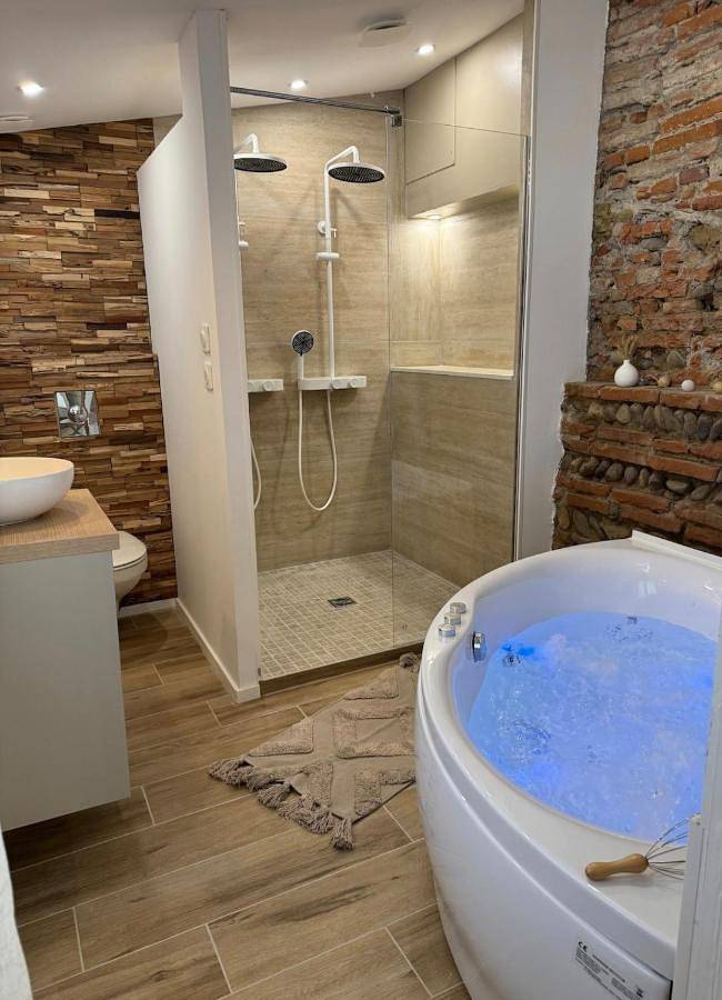Apartamento de vacaciones para 2 personas, con terraza y jacuzzi - 1
