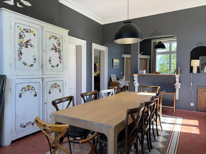 Location de vacances pour 10 personnes, avec vue et terrasse à Wierre-Effroy