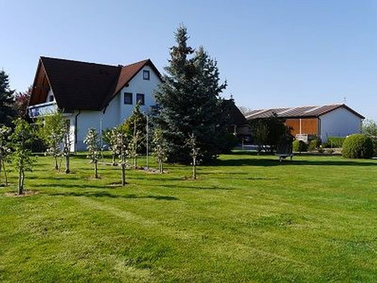 Ganze Ferienwohnung, Ferienwohnungen Lang in Breisach am Rhein, Südschwarzwald