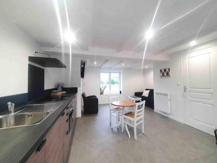 Location de vacances pour 2 personnes, avec Vue à Dom-le-Mesnil