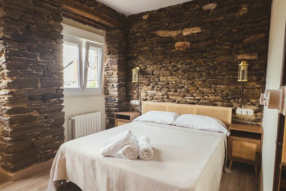 Ganze Wohnung, Go Compostela Apartment (6pax) in Sarria, Lugo Provinz