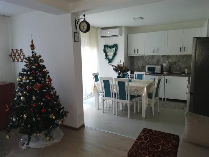 Appartement de vacances pour 5 personnes, avec jardin et terrasse