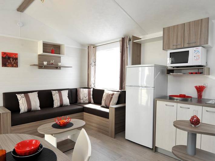 Camping pour 6 personnes, avec sauna ainsi que terrasse et bassin pour enfant aux Les Sables-d'Olonne - 4