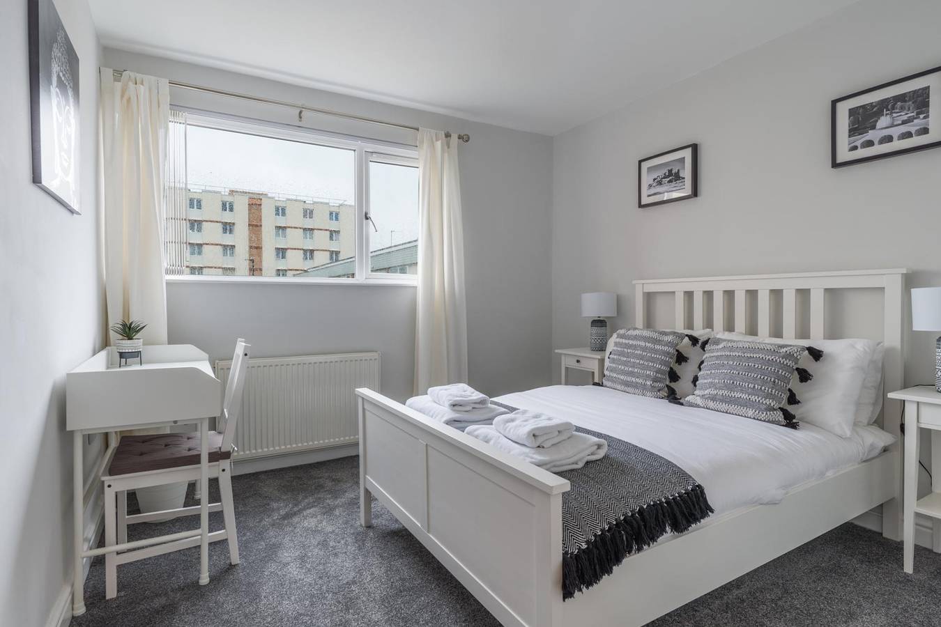 Howick House-Sleeps 5-Pet friendly-Parking-Garden in Newcastle upon Tyne, North East England