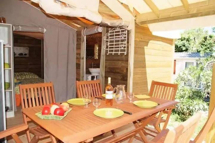 Gîte pour 5 personnes, avec terrasse ainsi que piscine et sauna à Roquebrune-sur-Argens - 4