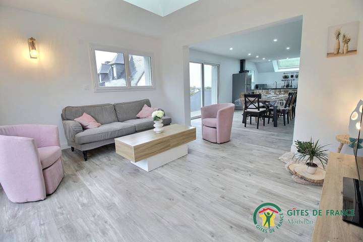 Gîte pour 6 personnes, avec terrasse et jardin à Ambon - 4