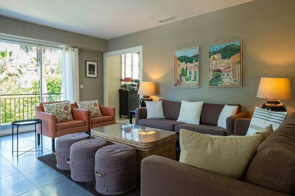 Villa Bleu de Mougins – Villa de luxe avec piscine chauffée près de Cannes in Mougins, Côte méditerranéenne (France)