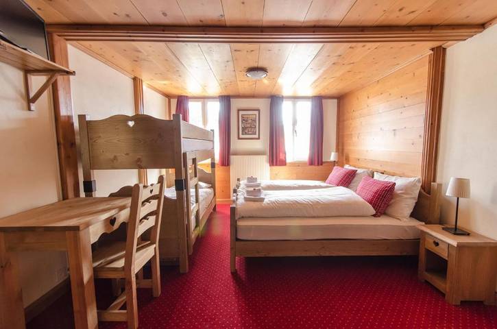Chambre d’hôte pour 5 personnes, avec jacuzzi ainsi que sauna et jardin à Château-d' Œx - 3