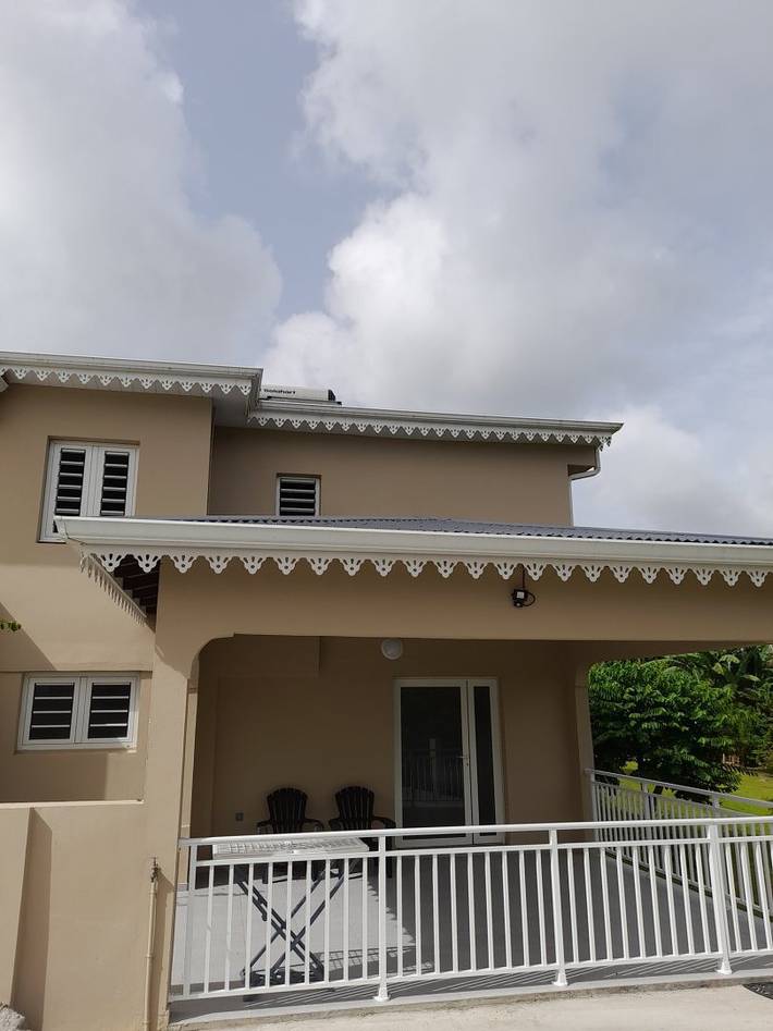 Gîte pour 4 personnes, avec terrasse et jardin