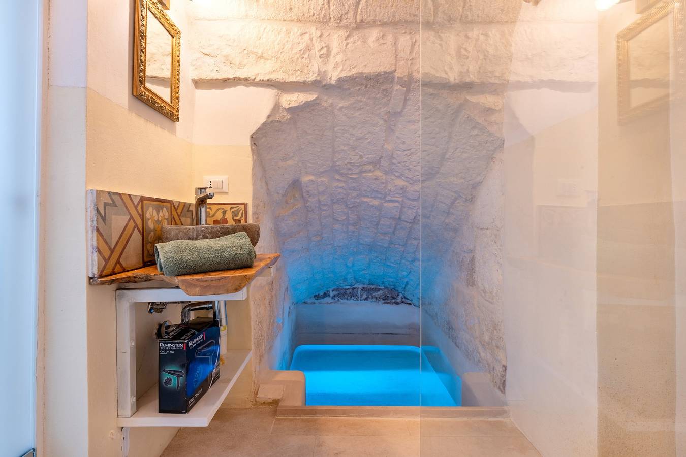 Appartement entier, Abbash da Mery – Maison historique avec bain à remous au cœur d’Ostuni in Ostuni, Salento