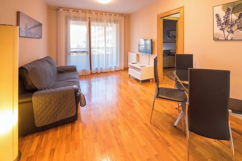 Ganze Wohnung, Apartamento Ideal Para dos en Pamplona in Pamplona, Navarra Provinz