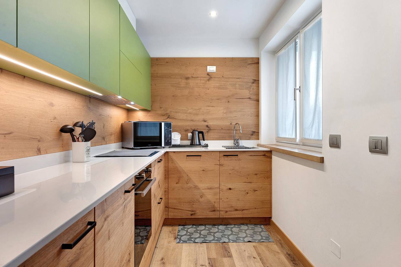 Ganze Wohnung, Ferienwohnung 'Relais Dolomiti' mit Seeblick, privater Terrasse und Wlan in Cialini, Bedollo