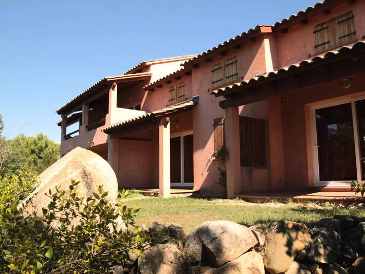 Appartement de vacances pour 8 personnes, avec balcon et piscine