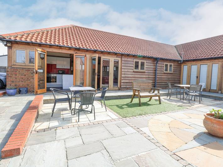 Log cabin for 4 people, with garden in Hunstanton