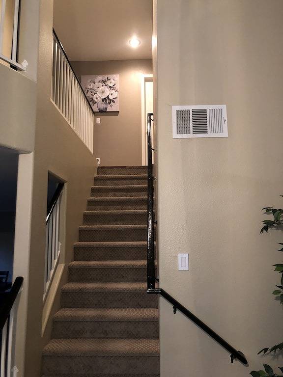 Charming Private Oasis- Approx 10 min to strip, Arcade Machine,Footmassagers in North Las Vegas, Nevada