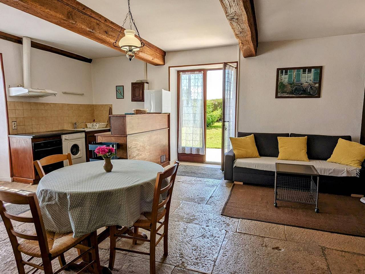 Maison indépendante avec poêle à bois proche lacs et visites culturelles in Arconcey, Région de Beaune