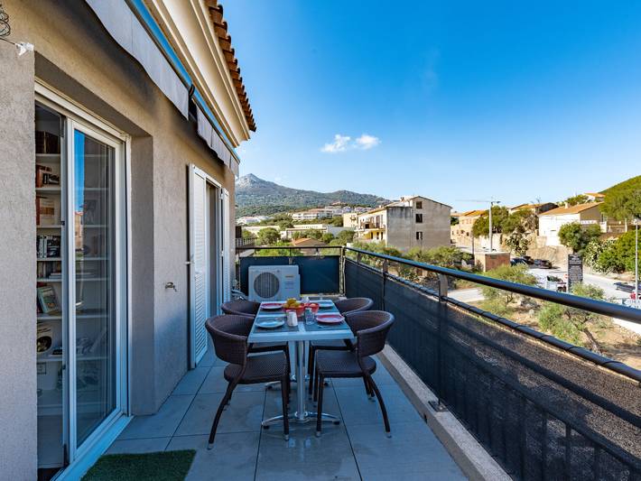 Vakantiewoning voor 5 personen, met Terras en Uitzicht in L'Île-Rousse