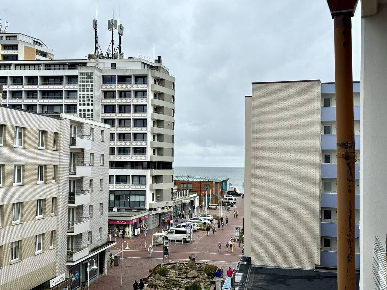 Ganze Wohnung, Gemütliche, zentrale 2-Zimmer Whg., strandnah, 2 Balkone, Stellplatz, Wlan. in Westerland, Sylt (Gemeinde)