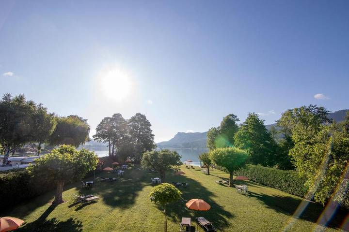 Ferienwohnung für 2 Personen, mit Balkon und Terrasse sowie Seeblick und Ausblick