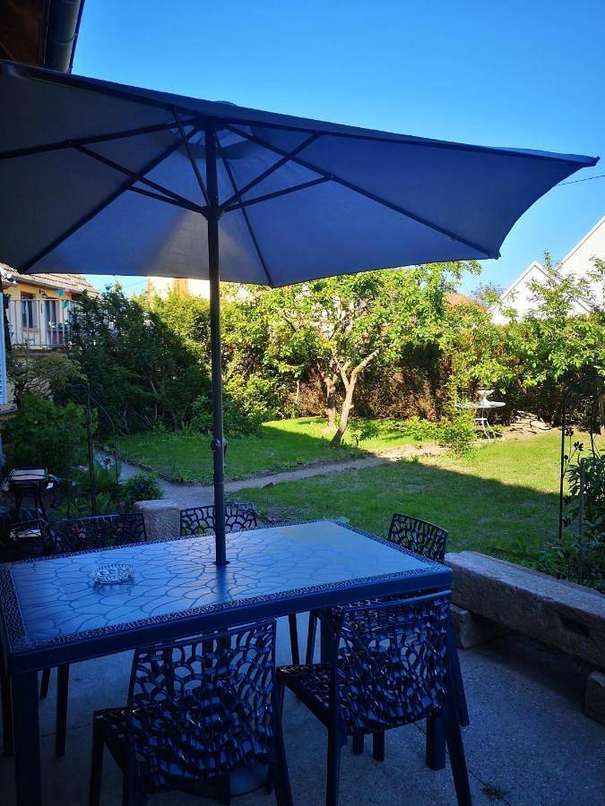 Gîte pour 4 personnes, avec jardin à Dossenheim-sur-Zinsel
