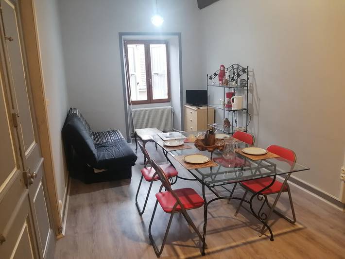 Location de vacances pour 4 personnes, avec jardin, adapté aux familles à Bourg-Argental - 4