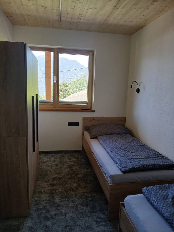 Ferienwohnung für 8 Personen, mit Balkon und Terrasse sowie Garten und Sauna in Kaunerberg - 4